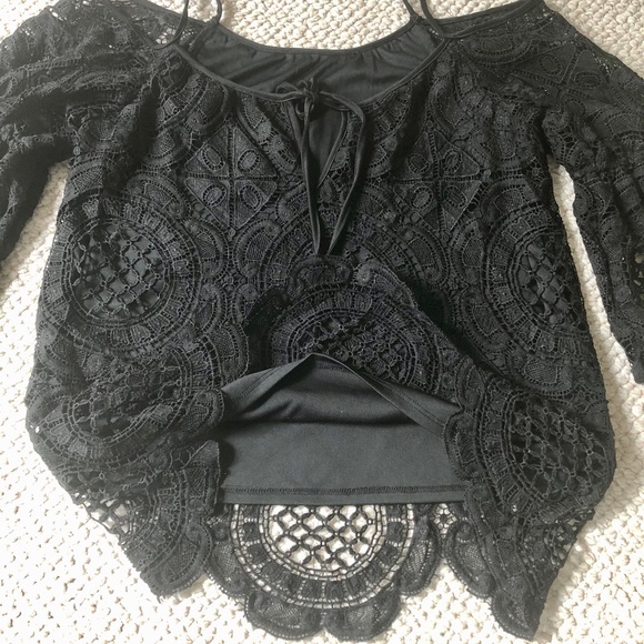 Boston Proper Lace Cold Shoulder Blouse - Picture 7 of 10